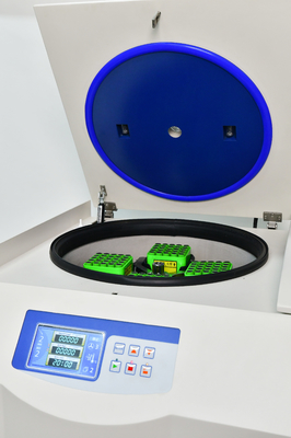 Large Capacity Laboratory High Speed Refrigerated Centrifuge 4*750ml with Adjustable Speed and Low Noise