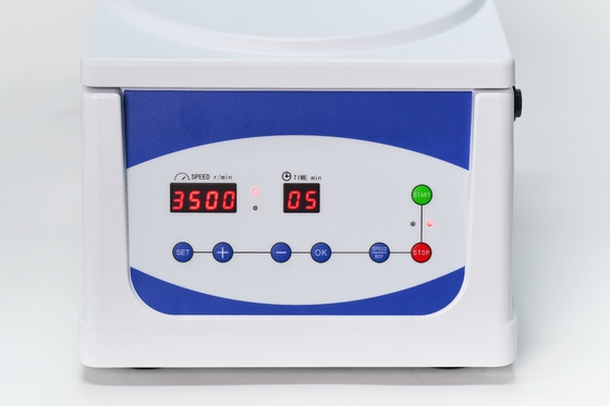 Low-Noise 4000 RPM Low Speed Centrifuge Machine 2100xg RCF For Routine Lab Applications