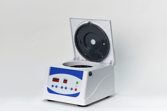 Low-Noise 4000 RPM Low Speed Centrifuge Machine 2100xg RCF For Routine Lab Applications